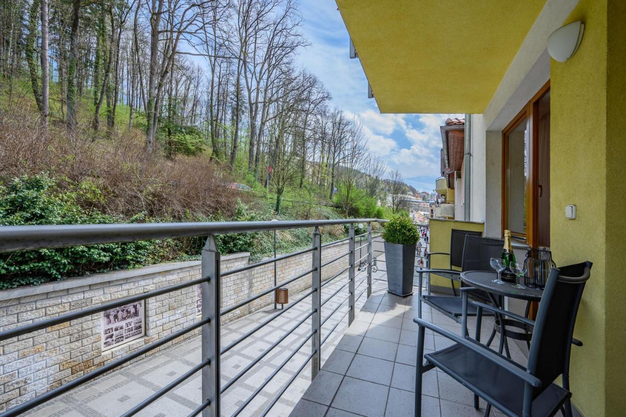Apartmany Luhacovice, Royal Bagian luar foto